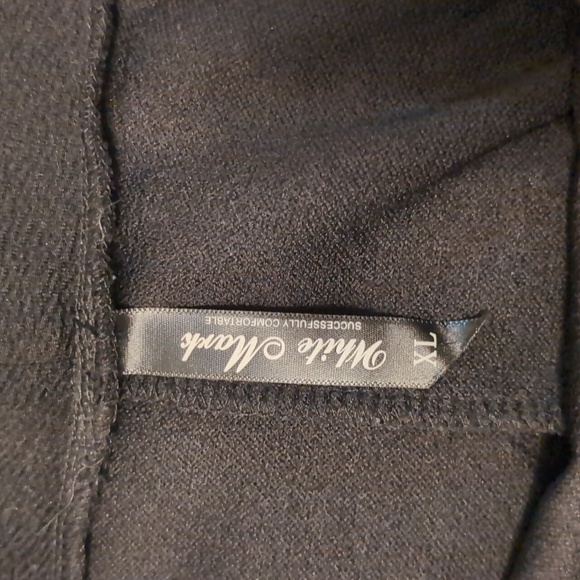 Flared Black Midi Skirt With Pockets - Picture 3 of 6